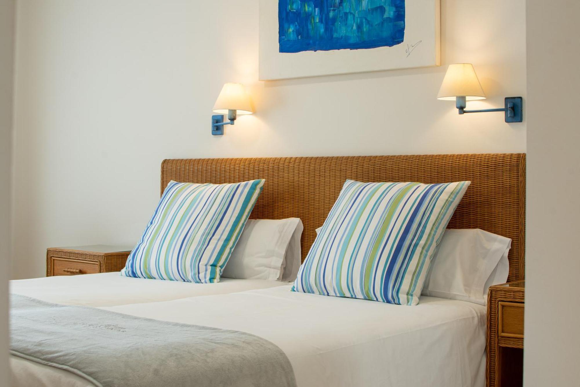 Apartamentos Livvo Coloradamar Playa Blanca  Exteriör bild