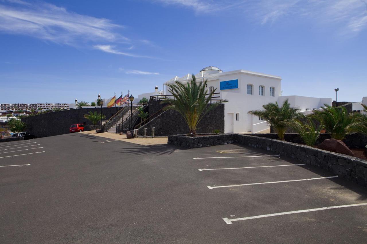 Apartamentos Livvo Coloradamar Playa Blanca  Exteriör bild